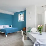 Maria Boutique Aparthotel 4*