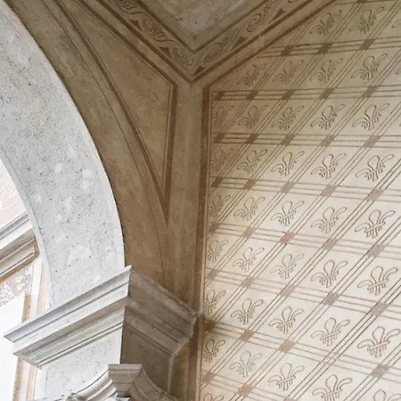 Maria Boutique מלון דירות 4*