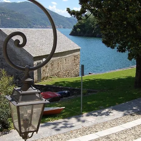 Maria Boutique Aparthotel 3*