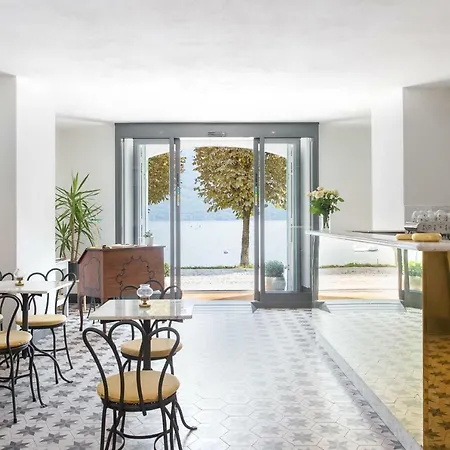 Maria Boutique 4*