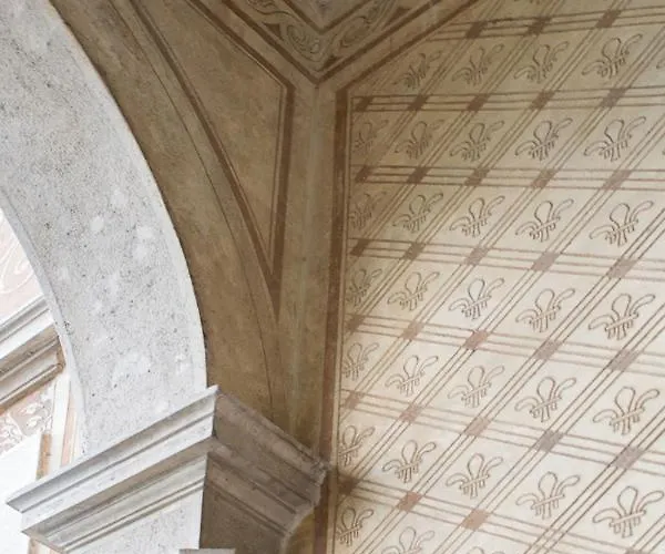 Maria Boutique מלון דירות 4*